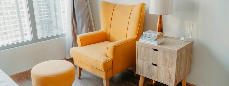 Deze of dit meubel? Wat is correct? afbeelding