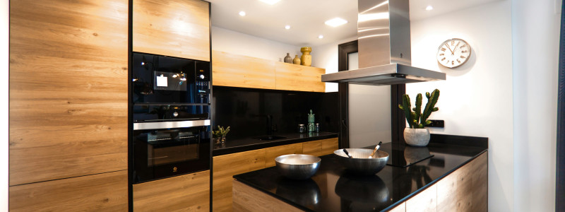 Massief hout in de keuken: waarom houten keukens weer helemaal terug zijn afbeelding