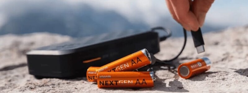 Oplaadbare batterijen met USB en USB-C: AA, AAA, 9 Volt en meer afbeelding