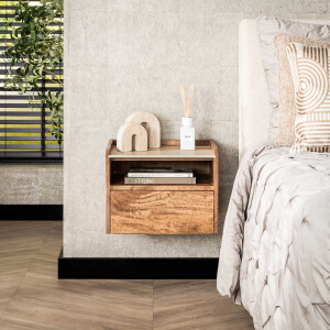 LifestyleFurn Hangend Nachtkastje 'Beckie' Mangohout en travertinlook, Met open vak en 1 lade