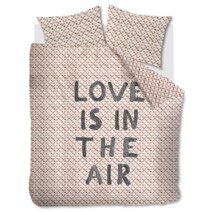 Dekbedovertrekset Love is | Ariadne at Home