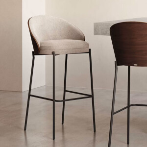 Kave Home Barkruk 'Eamy' Essenhout, kleur Lichtbruin (zithoogte 77cm)