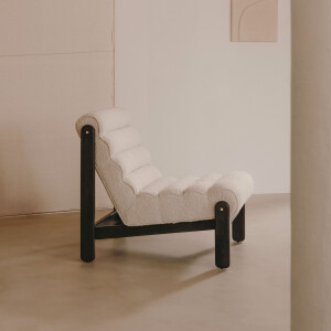 Kave Home Fauteuil 'Magira' Bouclé en eikenhout