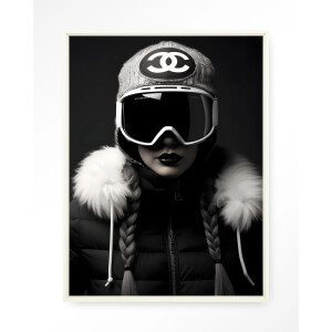 Urban Cotton Wandkleed 'Luxury Snow Girl' 145 x 190cm in Floating Frame - off white
