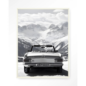 Urban Cotton Wandkleed 'Ski Resort' 80 x 110cm in Floating Frame - off white