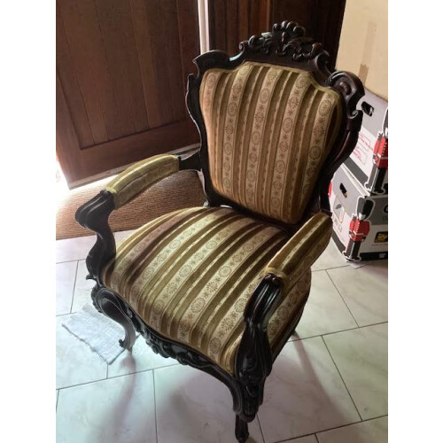 klassieke antieke Franse stoel afbeelding