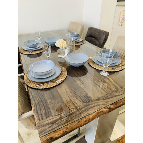 Eettafel met stoelen en salontafel afbeelding 2