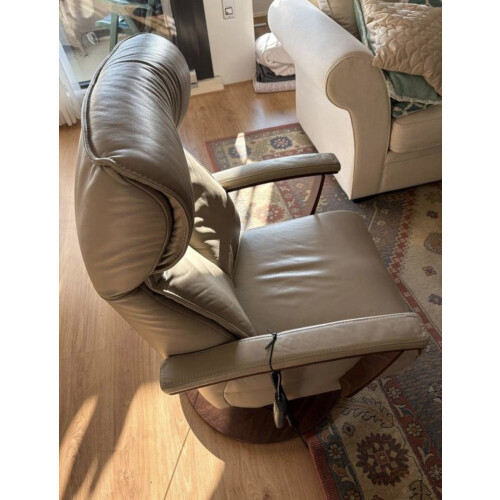 Prominent Beige/ taupe lederen sta-op stoel afbeelding 2