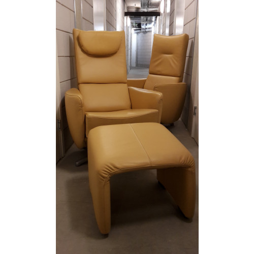 2 x Leren Gealux Relax Fauteuils beige / terracotta met voetenbankje afbeelding 3