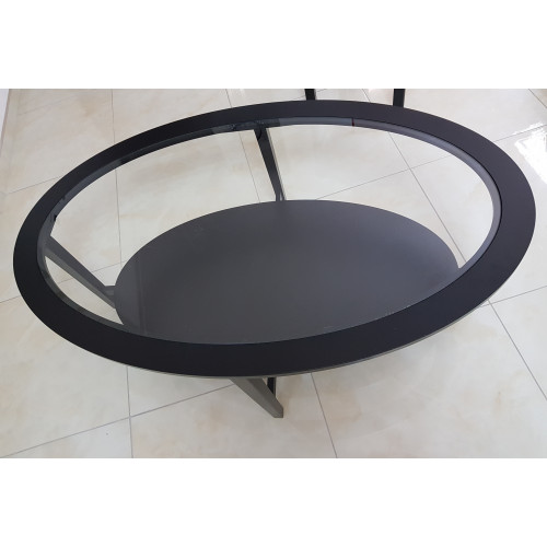 Ovale zwarte salontafel afbeelding