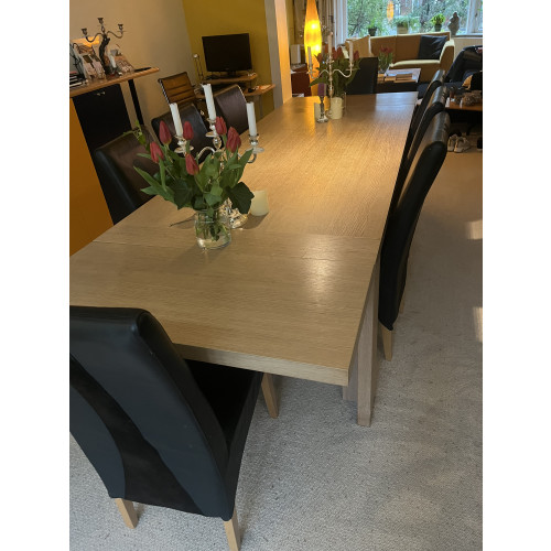 eettafel met 8 stoelen afbeelding 2