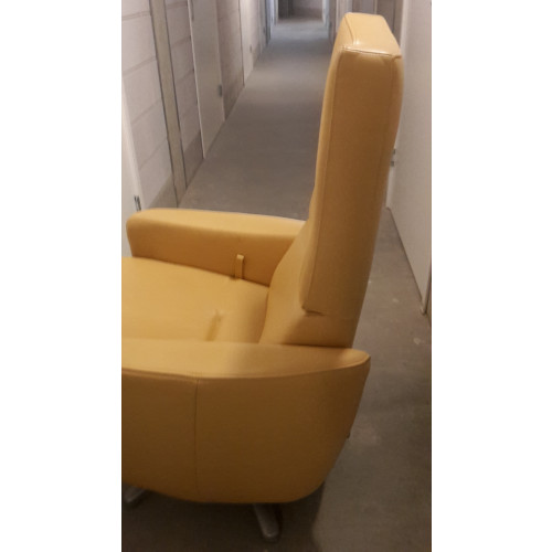 2 x Leren Gealux Relax Fauteuils beige / terracotta met voetenbankje afbeelding 2