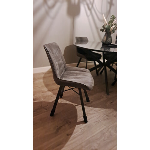 Eetkamerstoelen afbeelding 2