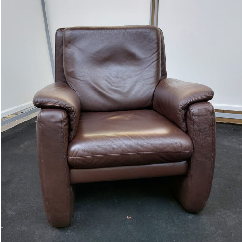 Mooie bruin fauteuil afbeelding