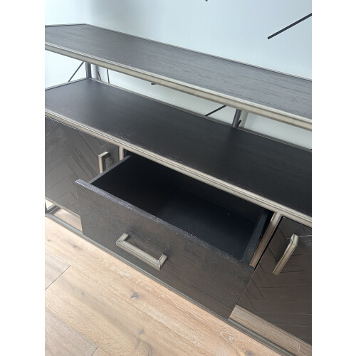 Moderne dressoir met metalen frame afbeelding 2
