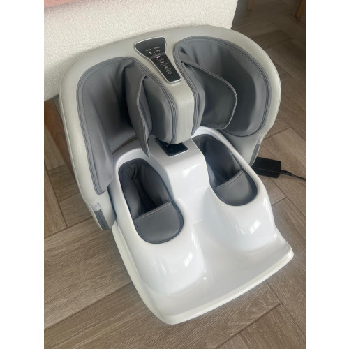 Voet- en kuit massager, een relax moment tijdens het werk afbeelding