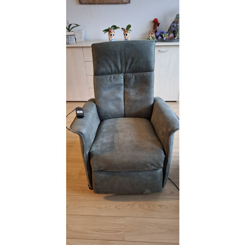 Sta-op stoel / Relaxfauteuil HELEEN. 2-motorig. 10 maanden gebruikt. In perfecte staat. afbeelding 3