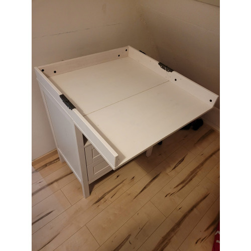 Witte commode afbeelding 2