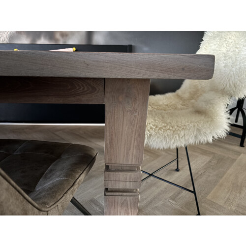 Teak houten eettafel afbeelding 3