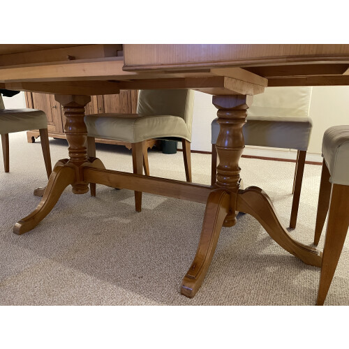 Vintage uitschuifbare houten eettafel, massief onderstel afbeelding 3