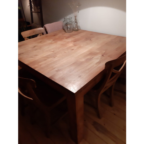 Teakhouten tafel 140x140 afbeelding