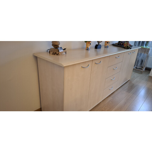 Kamerinterieur bestaande uit 6 meubelstukken. Wegens overlijden. afbeelding 3