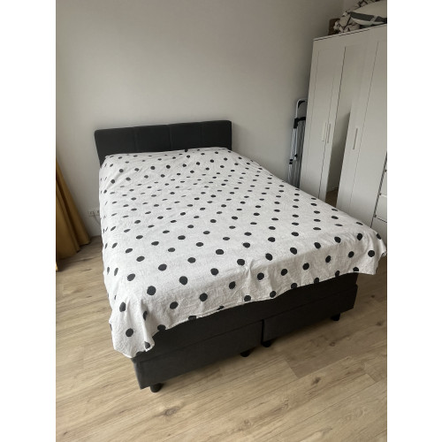 140x200 bed afbeelding