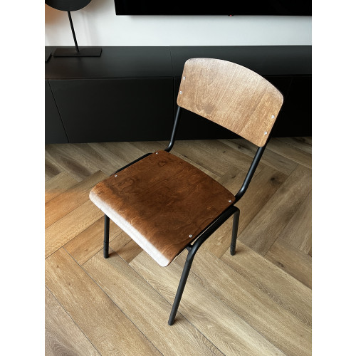 Leuke houten stoel afbeelding