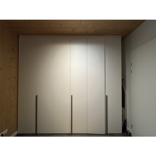 Luxe hoge (280 cm) kledingkast Cinquanta 3 offwhite afbeelding