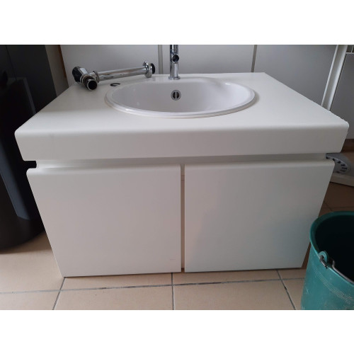 ZWEVENDE LAVABO MET KASTEN, WIT afbeelding