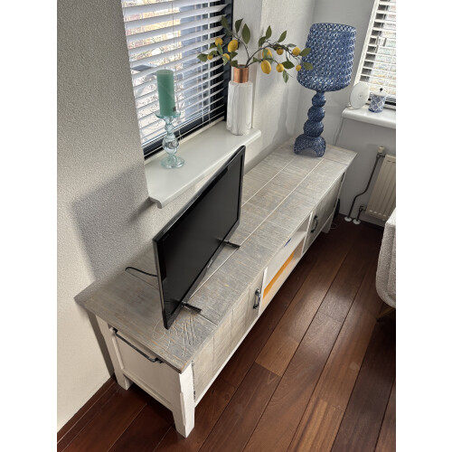 Riviera Maison Vancouver Island tv-meubel aangeboden afbeelding