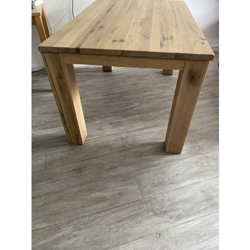 Eetkamer tafel afbeelding