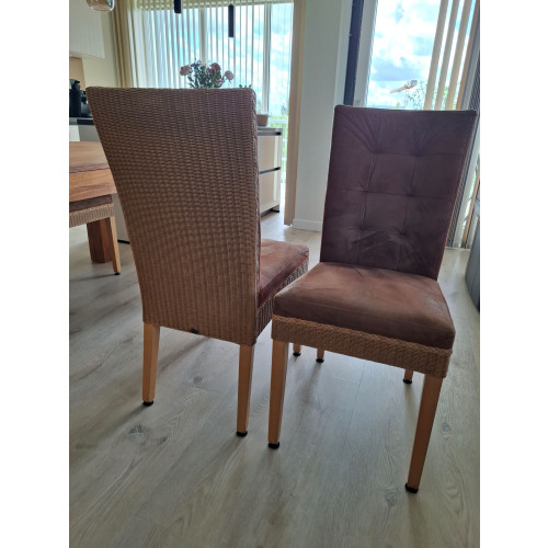 Teakhouten eettafel met 4 stoelen afbeelding 2
