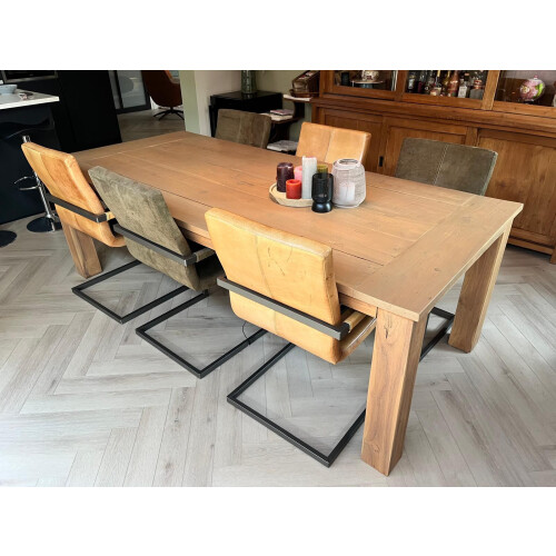 6 Luxe Eetkamerstoelen – Suède & Leer – Zeer Goede Staat afbeelding