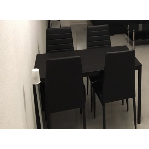 Eetkamer stoelen zwart faux leder zeer goede staat afbeelding 2