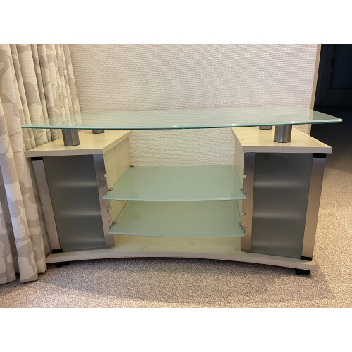 TV-meubel met glazen platen en opbergruimte afbeelding