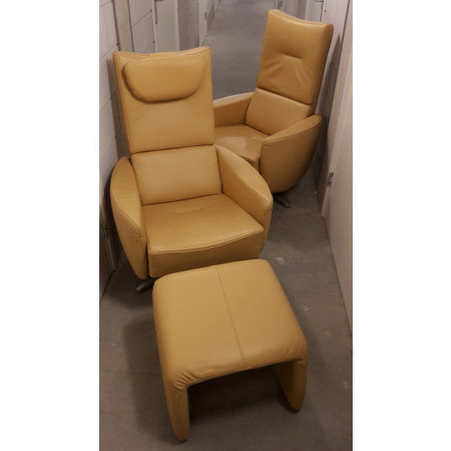 2 x Leren Gealux Relax Fauteuils beige / terracotta met voetenbankje afbeelding