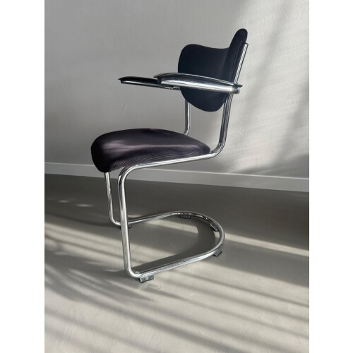 4 stuks eetkamerstoelen Gebroeders De Wit 3011 afbeelding 2