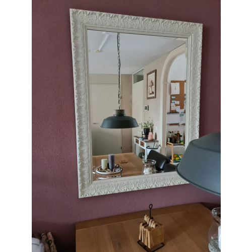 Witte brocante spiegel afbeelding