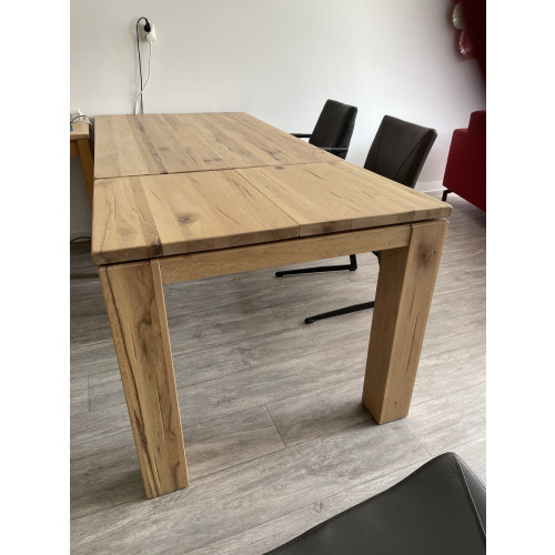 Eetkamer tafel afbeelding 3