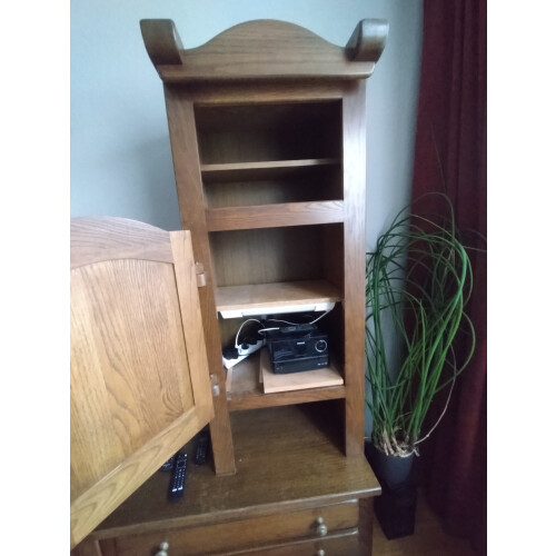 Houten ladekasten en kast combinatie afbeelding 2