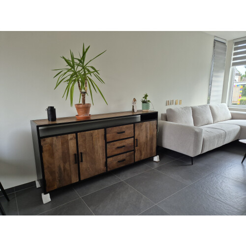 Dressoir mangohout afbeelding