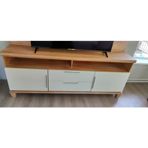 Tv meubel / dressoir afbeelding 2