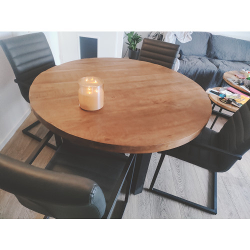 Mangohout tafel met 5 stoelen afbeelding