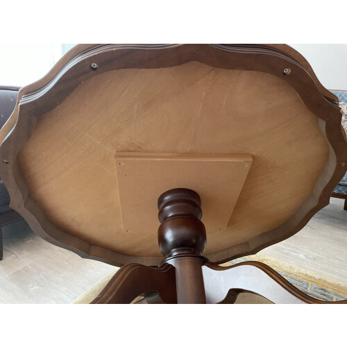 Noten houten salontafel afbeelding 2