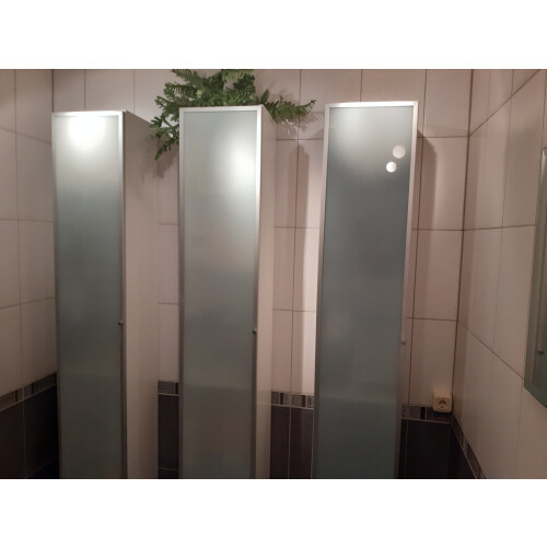 badkamer hoge kast afbeelding