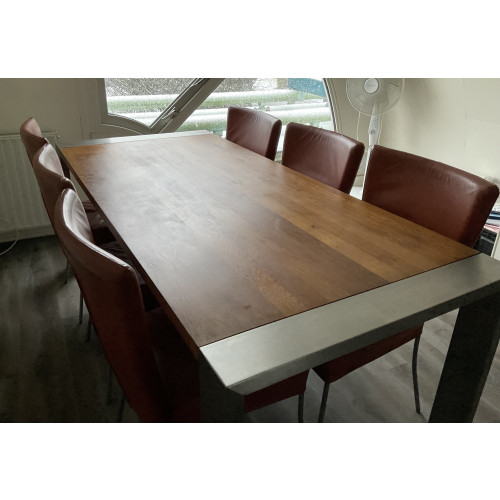 Eetkamer Eikenhout Tafel en 6 Leren Stoelen afbeelding 3