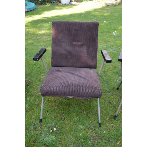 Gispen 1407, fauteuil met hoge rug (design Wim Rietveld) afbeelding