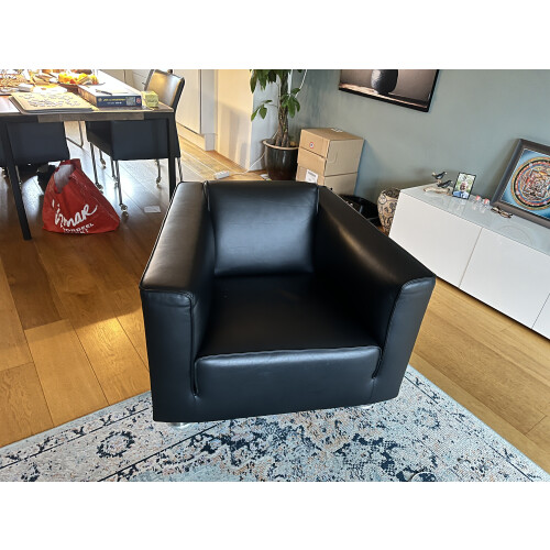 Mooie fauteuil van design on Stock, ziet er uit als nieuw afbeelding 2