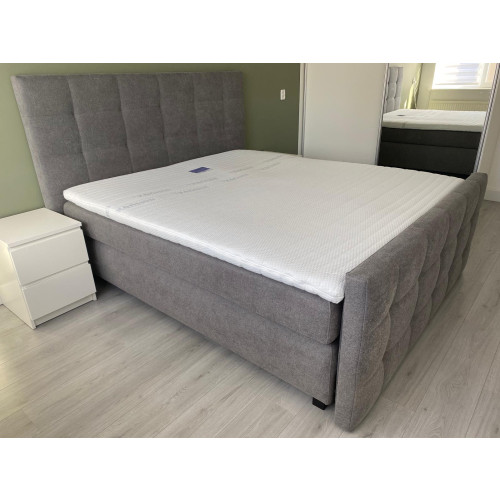 Kingsize bed afbeelding